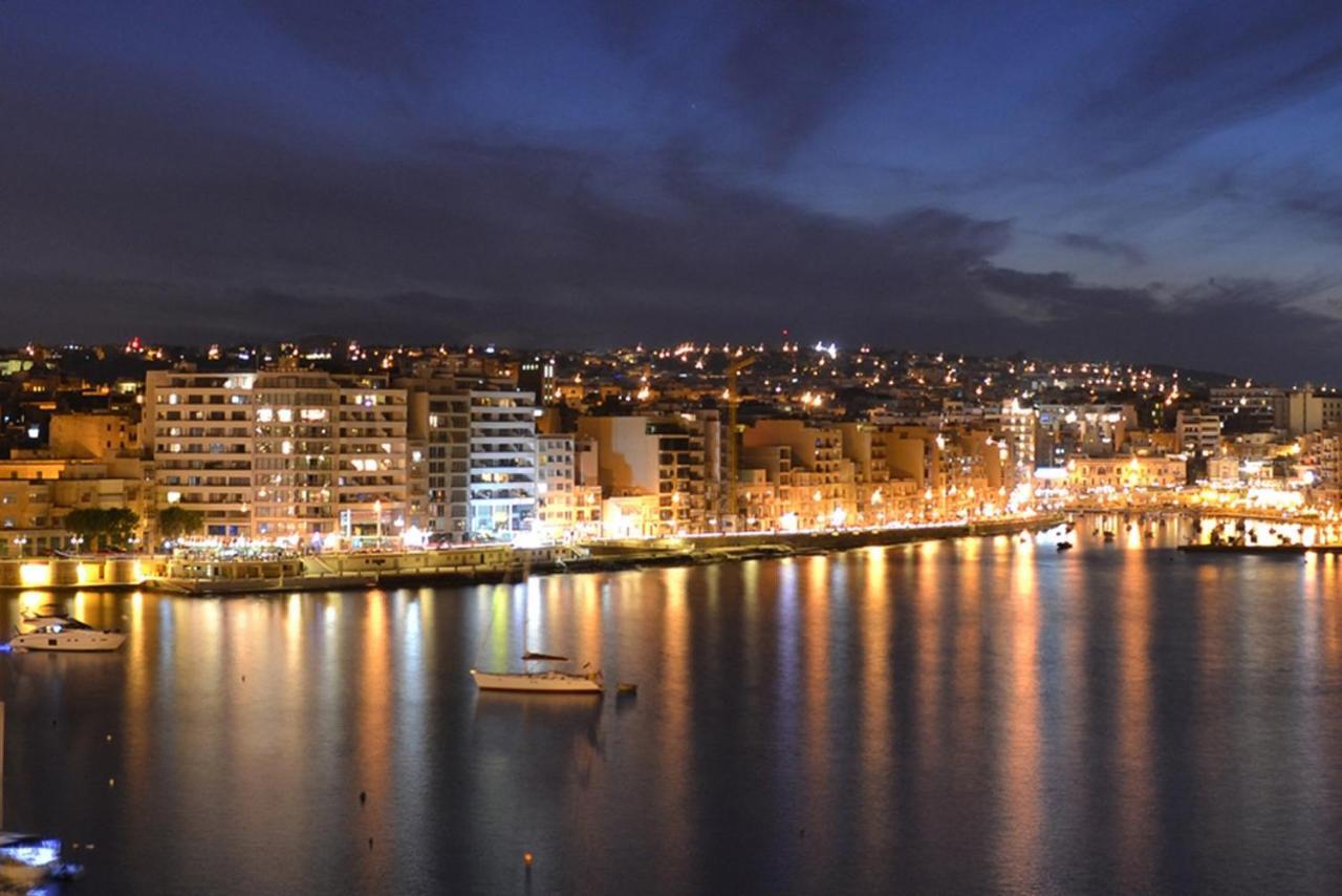 Luxurious Apt With Ocean Views And Pool In Tigne Point Sliema Eksteriør billede