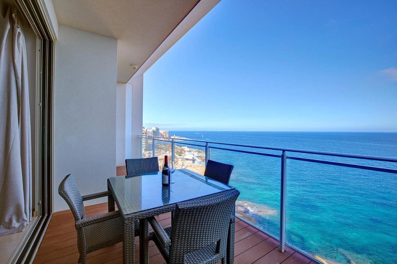 Luxurious Apt With Ocean Views And Pool In Tigne Point Sliema Eksteriør billede